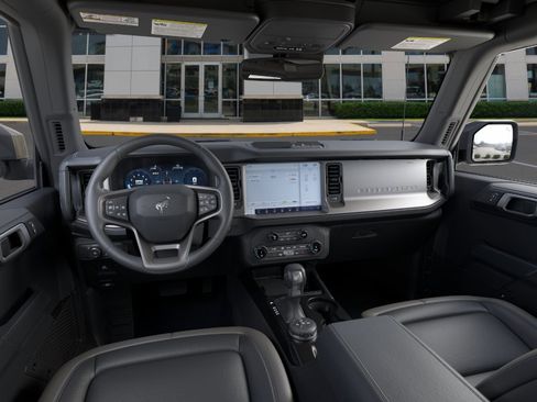 New 2026 Ford Bronco Outer Banks AWD/4WD image 9