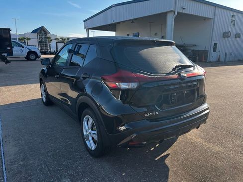 Used 2024 Nissan Kicks S FWD image 7