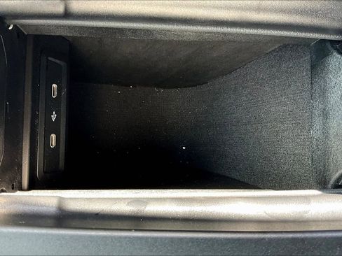 Used 2025 Mercedes-Benz GLA 250 4MATIC image 26