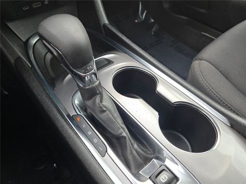 Used 2023 Chevrolet Malibu LT image 31