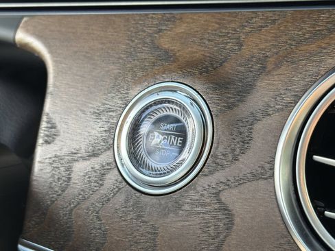 Used 2022 Mercedes-Benz E 350 Sedan image 26