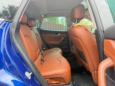 Used 2017 Maserati Levante w/ Luxury Package AWD/4WD image 25