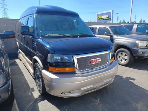 Used 2014 GMC Savana 1500 RWD image 1