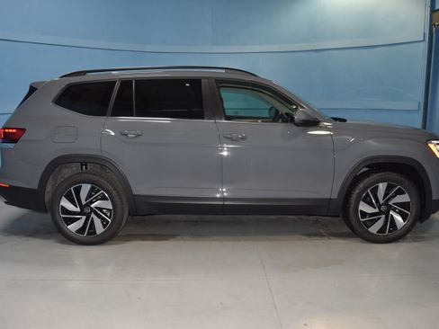 New 2026 Volkswagen Atlas SE image 18