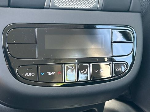 New 2026 Hyundai Ioniq 9 SE image 22