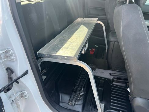 Used 2021 Chevrolet Colorado LT w/ Fleet Safety Package image 14