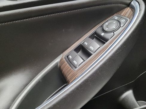 Used 2024 Chevrolet Malibu LT image 27