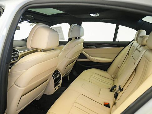 Used 2018 BMW 540i w/ Premium Package RWD image 18