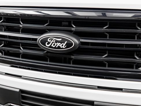 Used 2025 Ford F150 XLT w/ Equipment Group 301A Standard AWD/4WD image 4