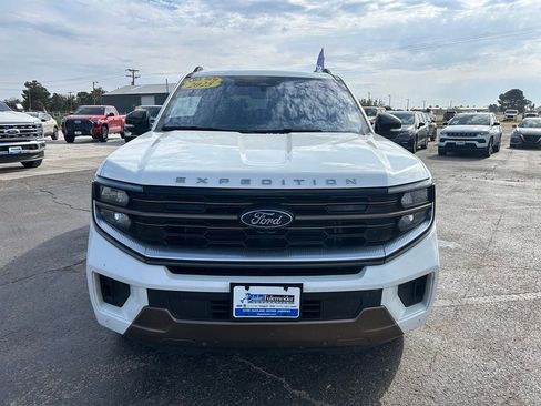 Used 2025 Ford Expedition Max King Ranch AWD/4WD image 2