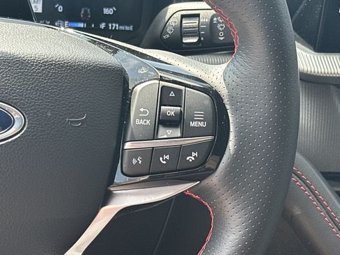 Used 2025 Ford Explorer ST-Line AWD/4WD image 19