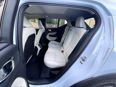 New 2026 Volvo XC40 B5 Ultra w/ Climate Package AWD/4WD image 12