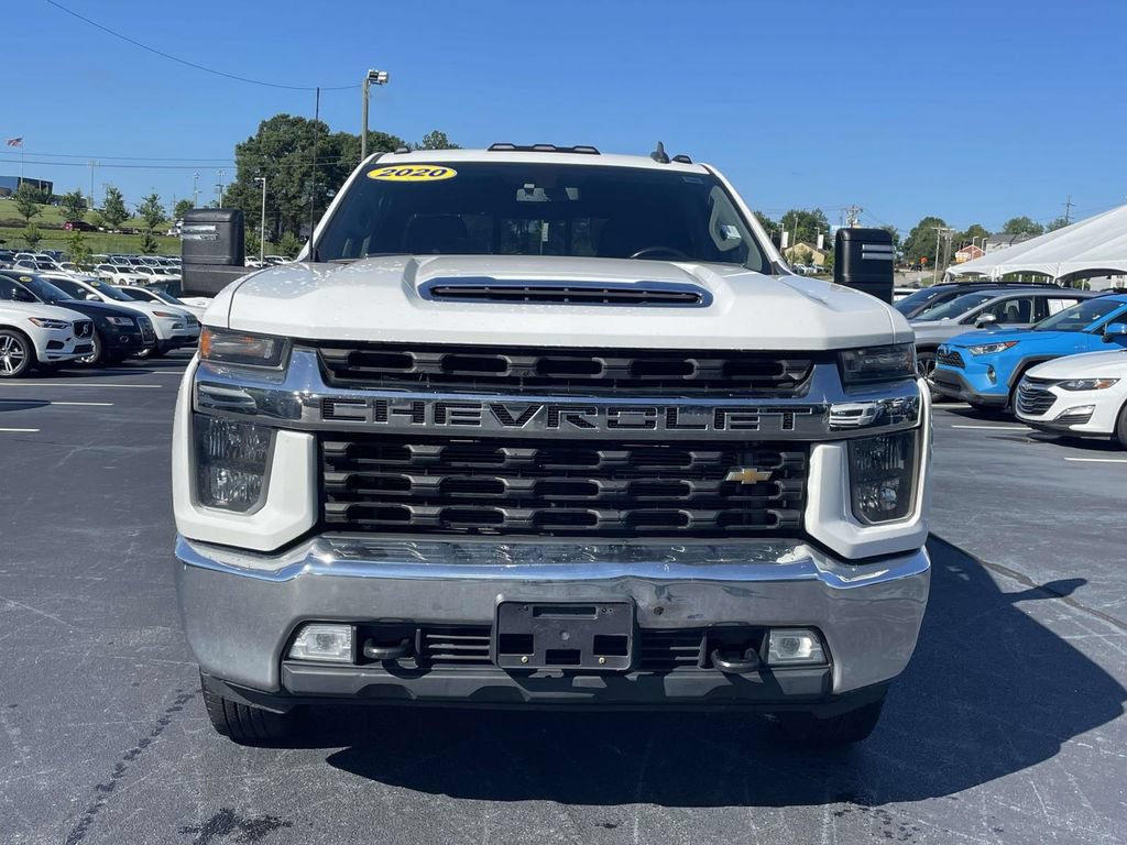Used 2020 Chevrolet Silverado 2500 LT w/ Convenience Package AWD/4WD image 2