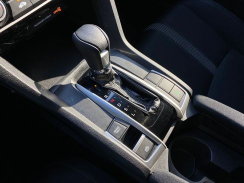 Used 2018 Honda Civic EX image 16