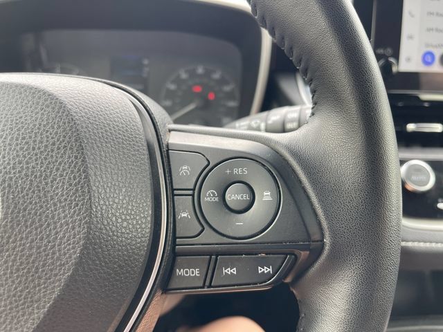 Used 2025 Toyota Corolla SE FWD image 27