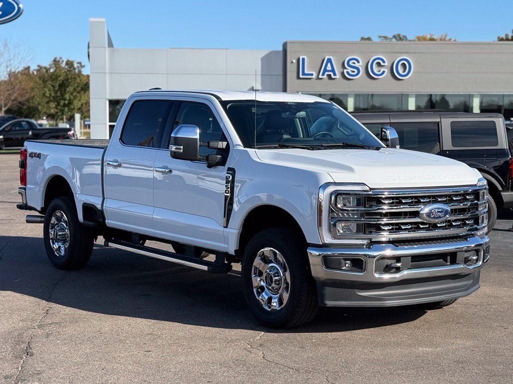 Used 2024 Ford F250 Lariat w/ Chrome Package AWD/4WD image 32