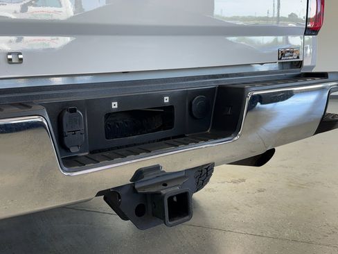 Used 2019 Chevrolet Silverado 2500 W/T w/ WT Convenience Package AWD/4WD image 27