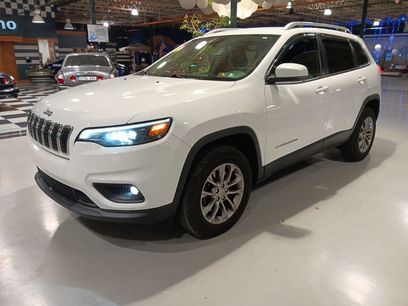 Used 2020 Jeep Cherokee Latitude Plus w/ Comfort/Convenience Group