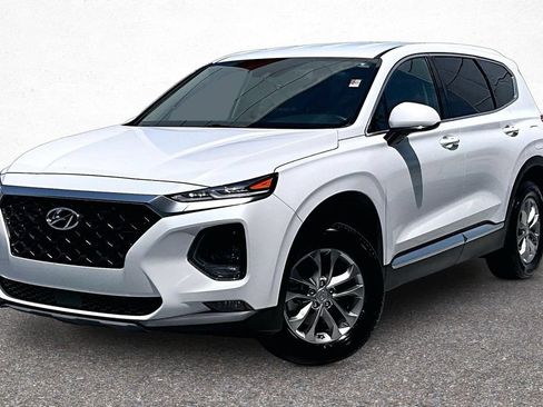 Used 2019 Hyundai Santa Fe SEL FWD image 2
