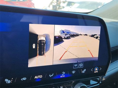 Used 2024 Chevrolet Blazer EV LT image 14