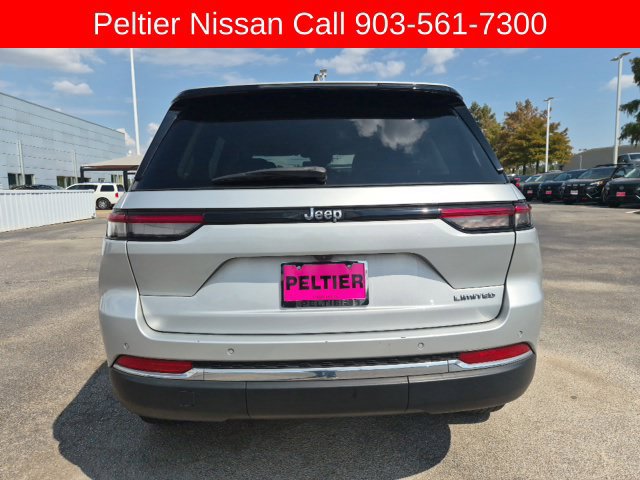 Used 2023 Jeep Grand Cherokee Limited RWD image 4