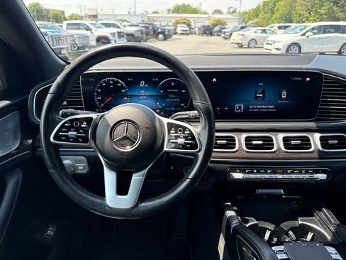 Used 2020 Mercedes-Benz GLS 450 4MATIC image 15
