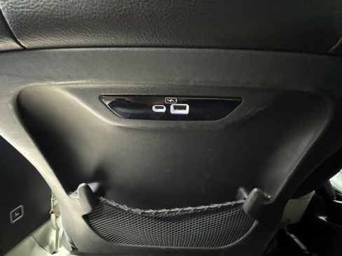 Used 2022 Chrysler Pacifica Touring-L FWD image 20