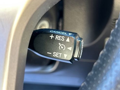 Used 2018 Toyota 4Runner SR5 image 44