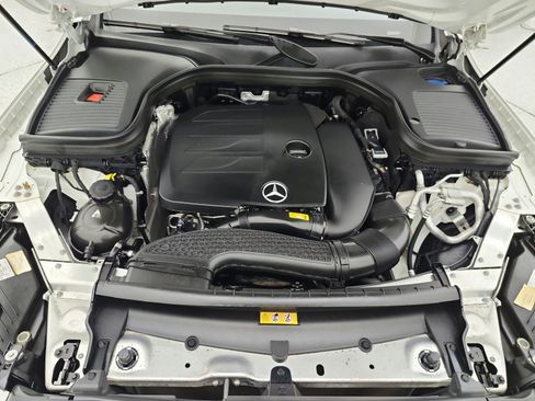 Certified 2022 Mercedes-Benz GLC 300 4MATIC Coupe image 17