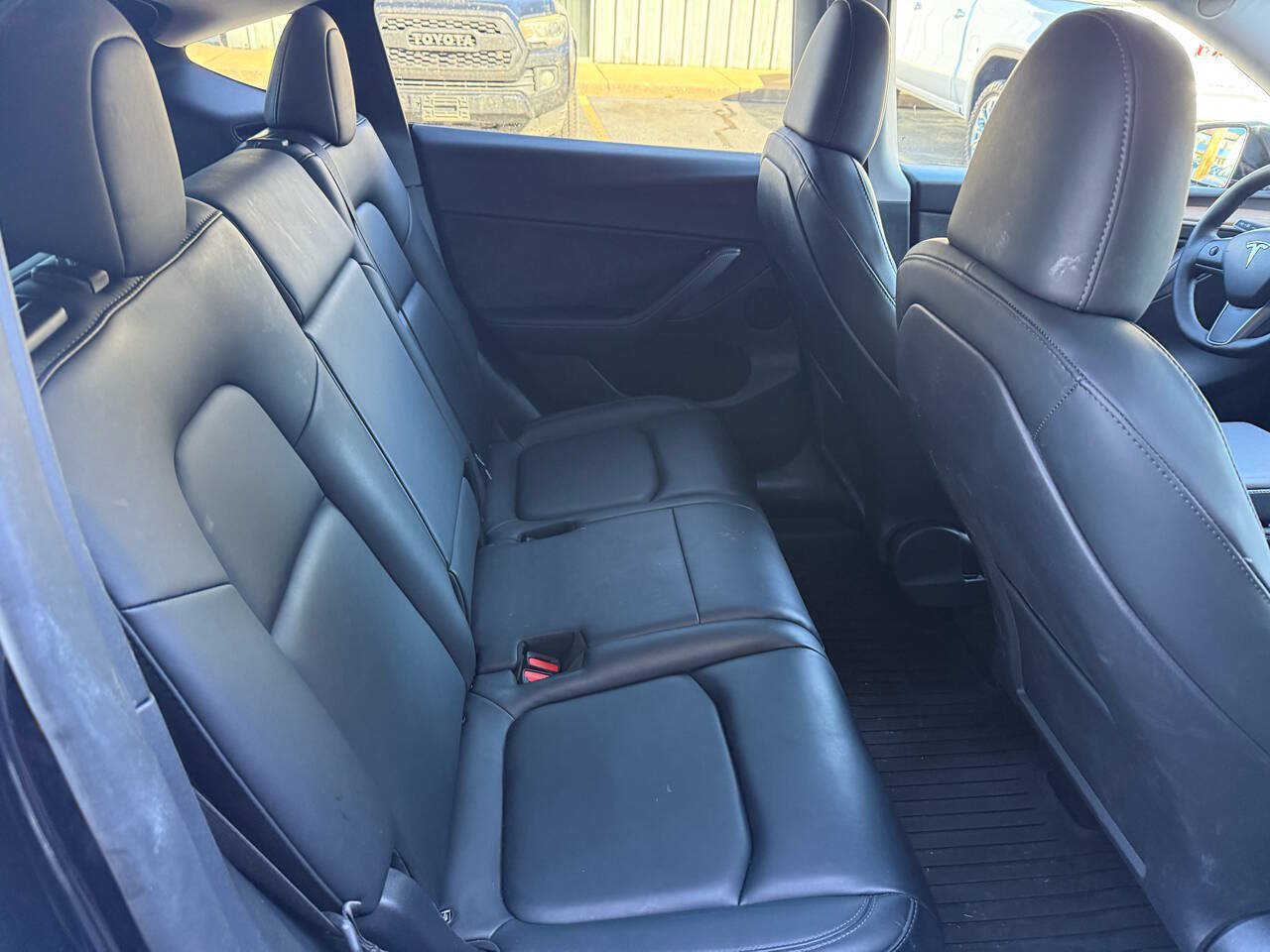 Used 2023 Tesla Model Y Long Range AWD/4WD image 13