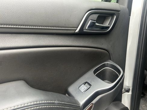 Used 2020 Chevrolet Tahoe LT image 28