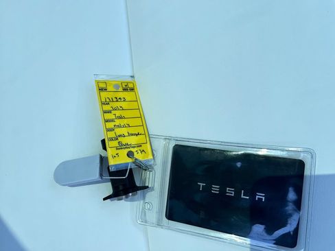 Used 2024 Tesla Model Y Long Range AWD/4WD image 35