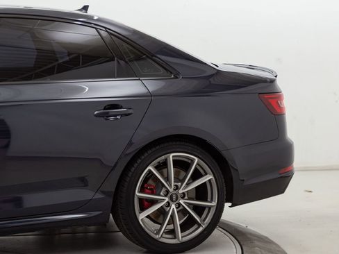 Used 2018 Audi A4 2.0T Premium Plus w/ Premium Plus Package image 11