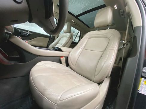 Used 2023 Lincoln Aviator Reserve w/ Equipment Group 201A image 20