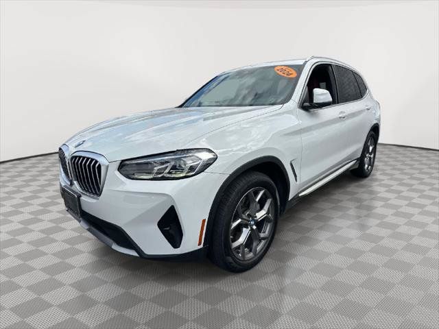 Used 2024 BMW X3 xDrive30i w/ Premium Package AWD/4WD image 4