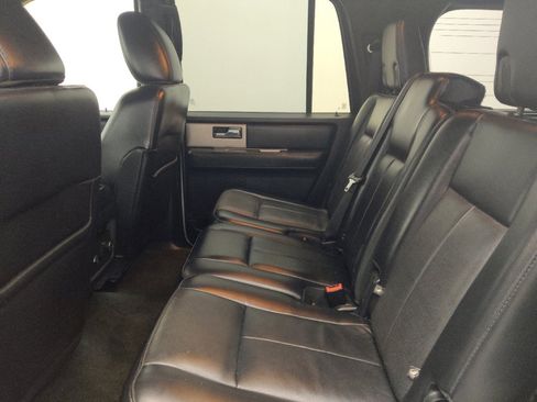Used 2016 Ford Expedition EL XLT w/ Equipment Group 202A RWD image 18