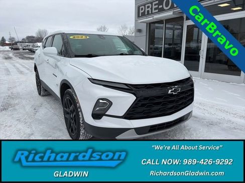 Certified 2023 Chevrolet Blazer LT w/ LPO, Black Grille Bar Package image 1