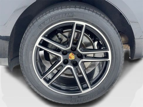 Used 2021 Porsche Macan S image 57