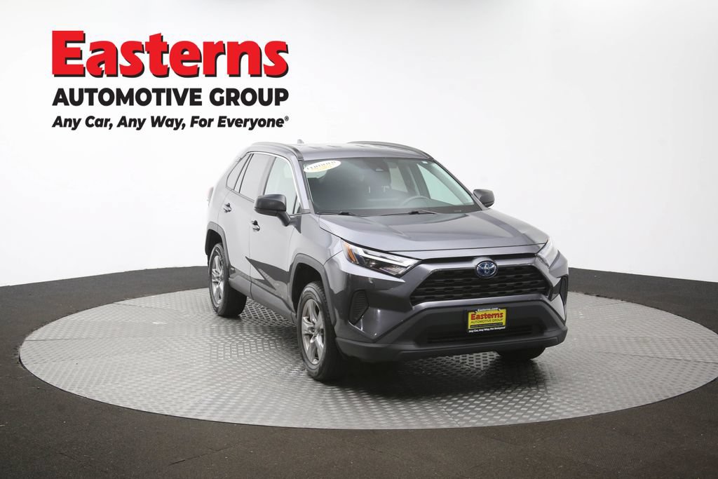 Used 2023 Toyota RAV4 LE AWD/4WD image 50