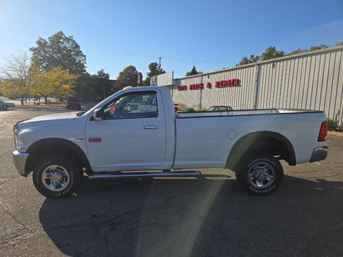 Used 2012 RAM 2500 SLT w/ Luxury Group image 5