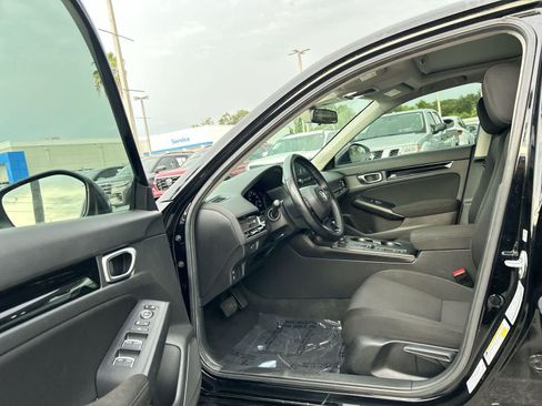 Used 2024 Honda Civic EX image 10
