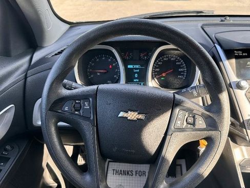 Used 2017 Chevrolet Equinox LS AWD/4WD image 8