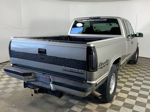 Used 1998 Chevrolet Silverado 1500 4x4 Extended Cab w/ Preferred Equipment Group 2 image 5