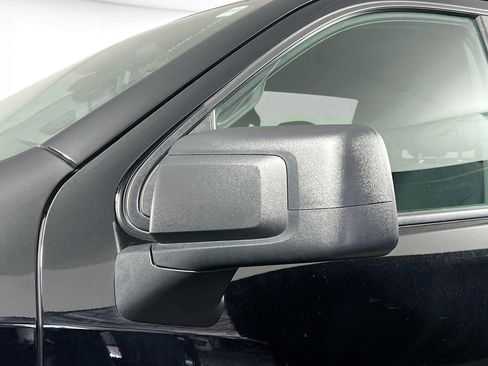 Used 2022 Chevrolet Silverado 1500 Custom RWD image 12