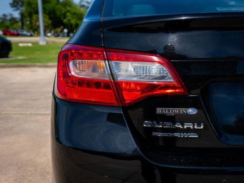 Used 2019 Subaru Legacy 2.5i Limited AWD/4WD image 16