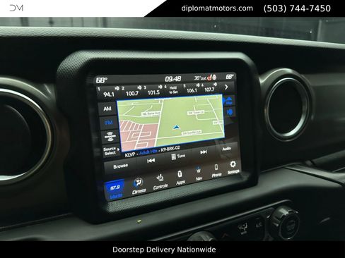 Used 2023 Jeep Wrangler Unlimited Rubicon 4xe w/ Steel Bumper Group image 38