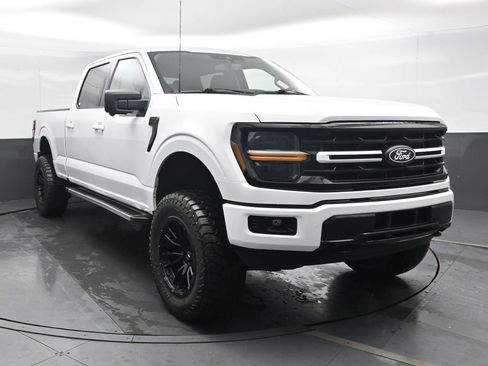 Used 2024 Ford F150 XLT image 5