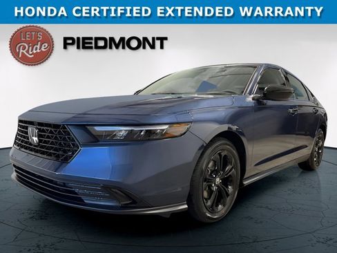 Certified 2025 Honda Accord SE image 9