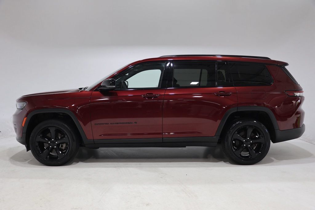 Used 2023 Jeep Grand Cherokee L Laredo AWD/4WD image 4