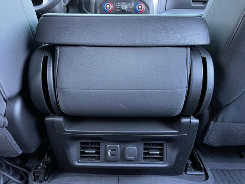 Used 2021 Chevrolet Silverado 1500 LT w/ Texas Edition Plus image 28